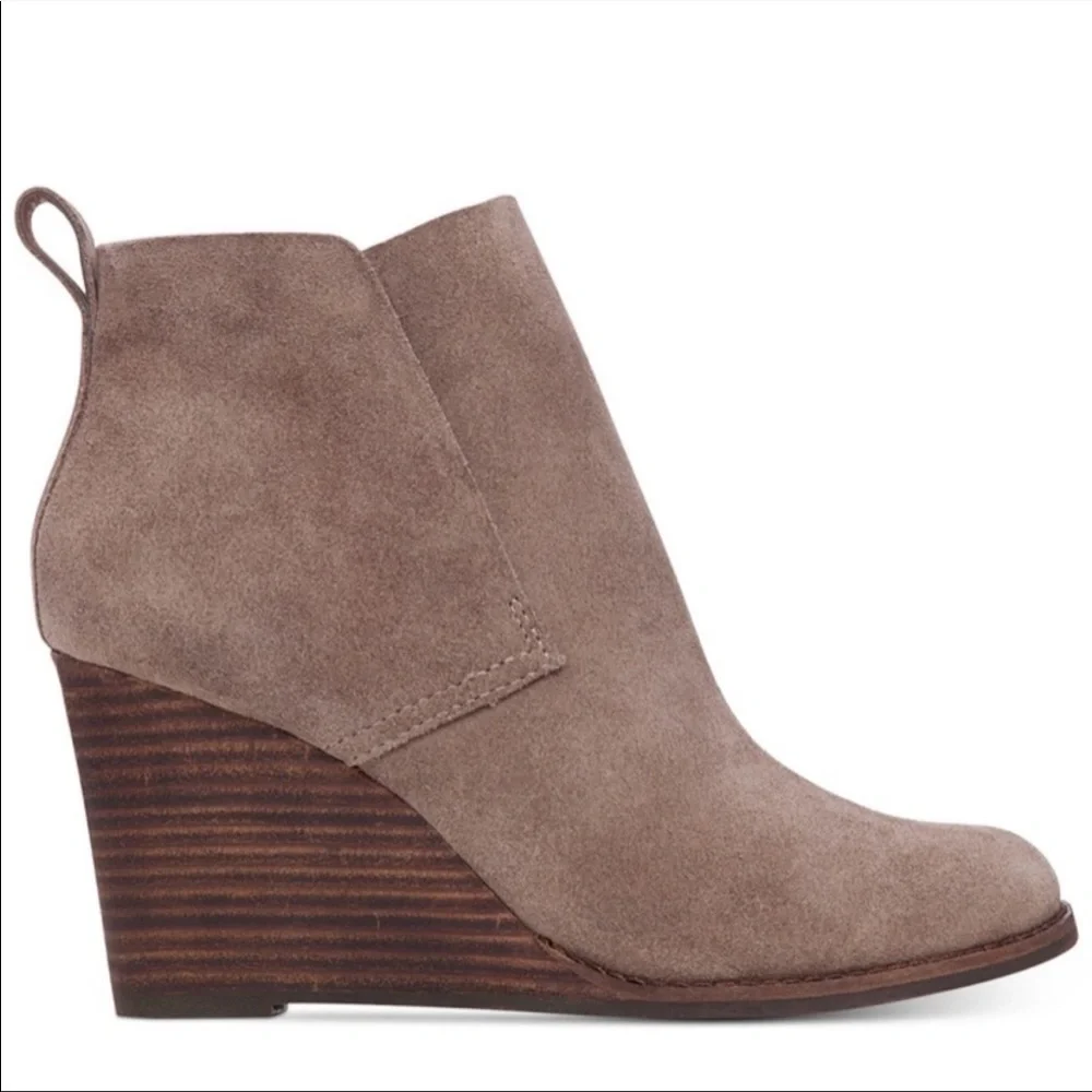 LUCKY BRAND Yameena Suede Wedge Booties